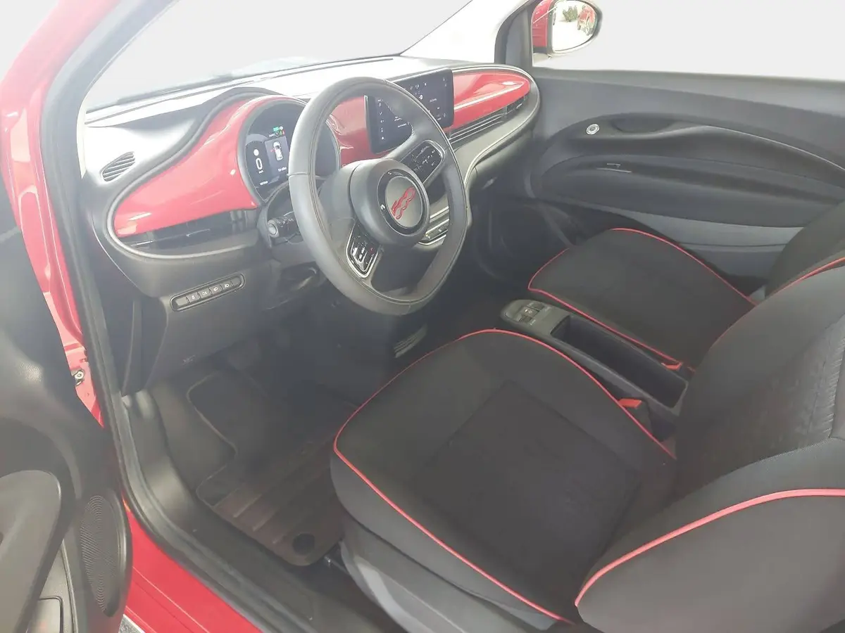 FIAT 500C ELEKTRO 23.8 KWH (RED)