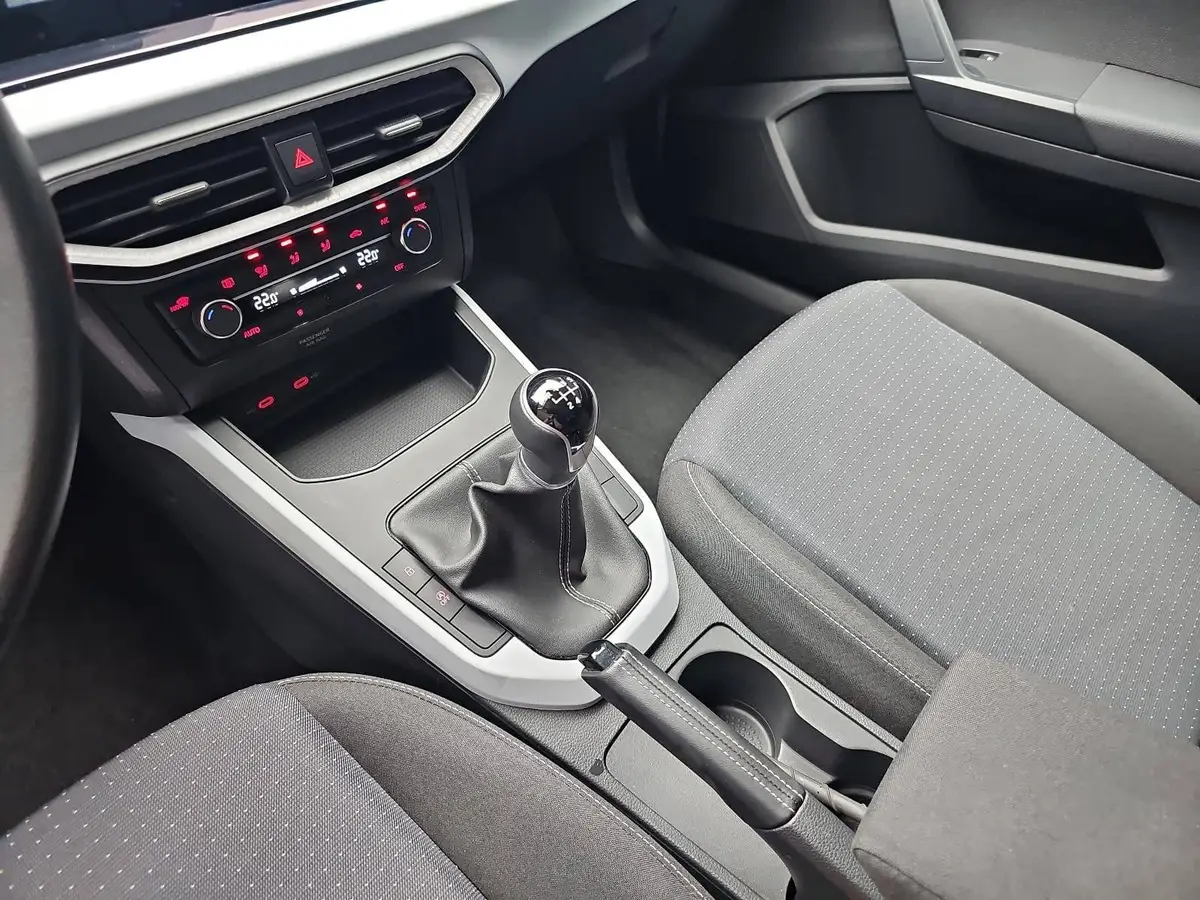 SEAT ARONA 1.0 TSI STYLE NAVI LED PDC LM16