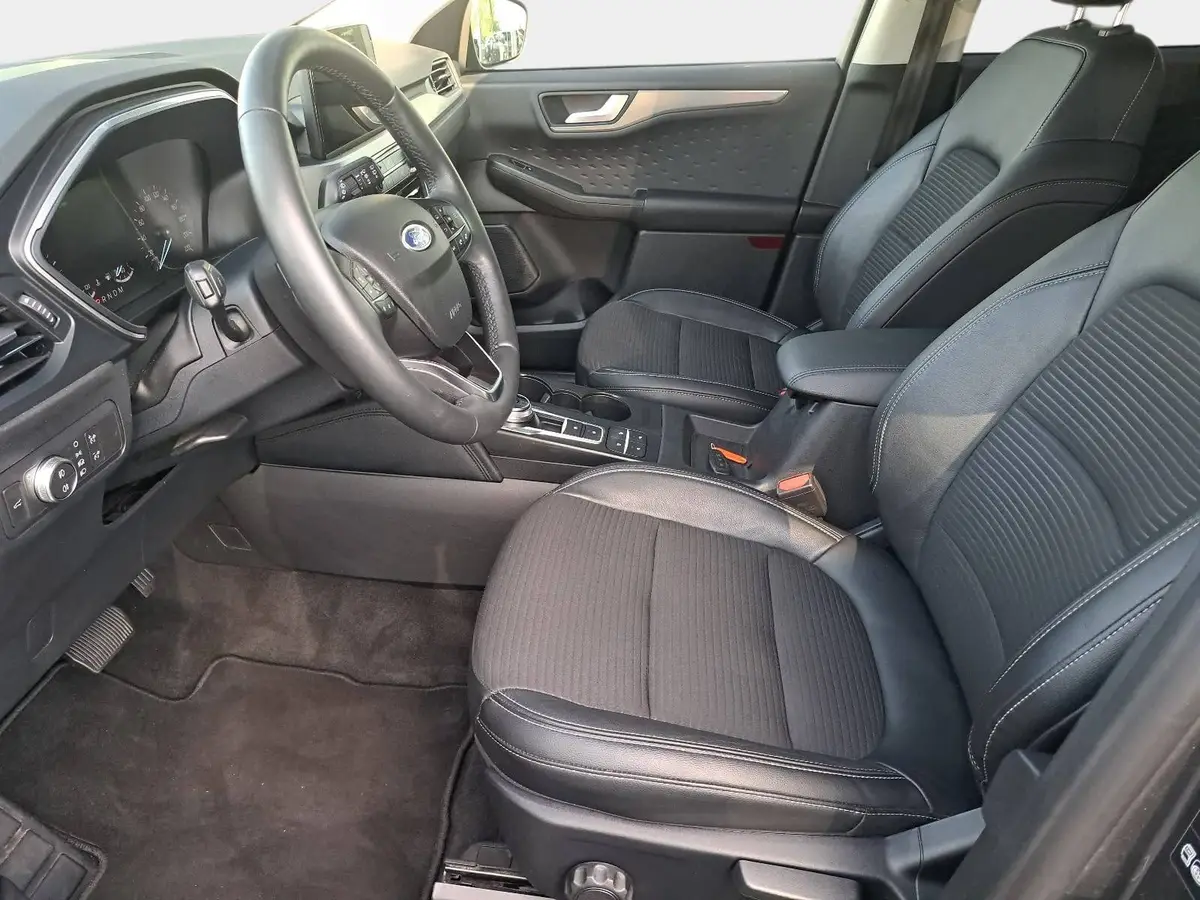 FORD KUGA 2.0 ECOBLUE AUTO. ALLRAD TITANIUM X WINTER NAVI ADAPTIV-LED B&O LM18 AHK