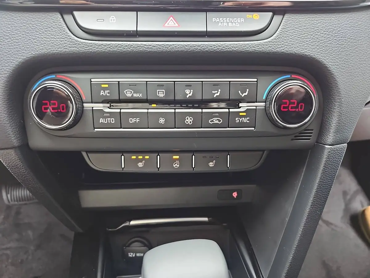 KIA XCEED 1.6 T-GDI 150 DCT SPIRIT MJ26 XCLUSIVE GLASDACH