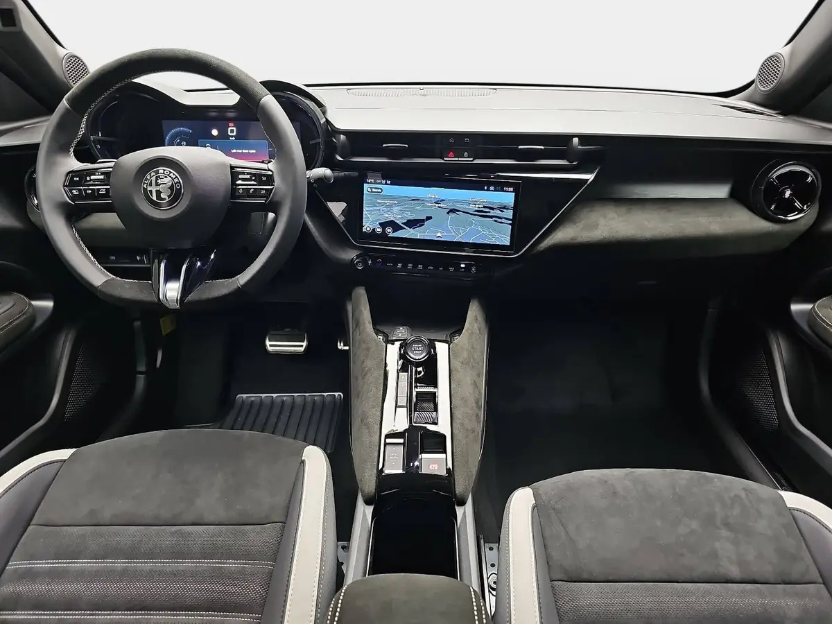 ALFA ROMEO JUNIOR IBRIDA Q4 1.2 VGT 48V-HYBRID 21KW SPORT SPECIALE