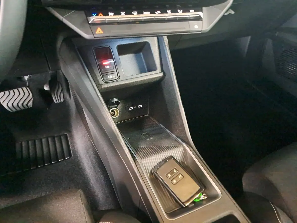 NISSAN MICRA EV 40 KWH ADVANCE WINTER 2-FARBEN