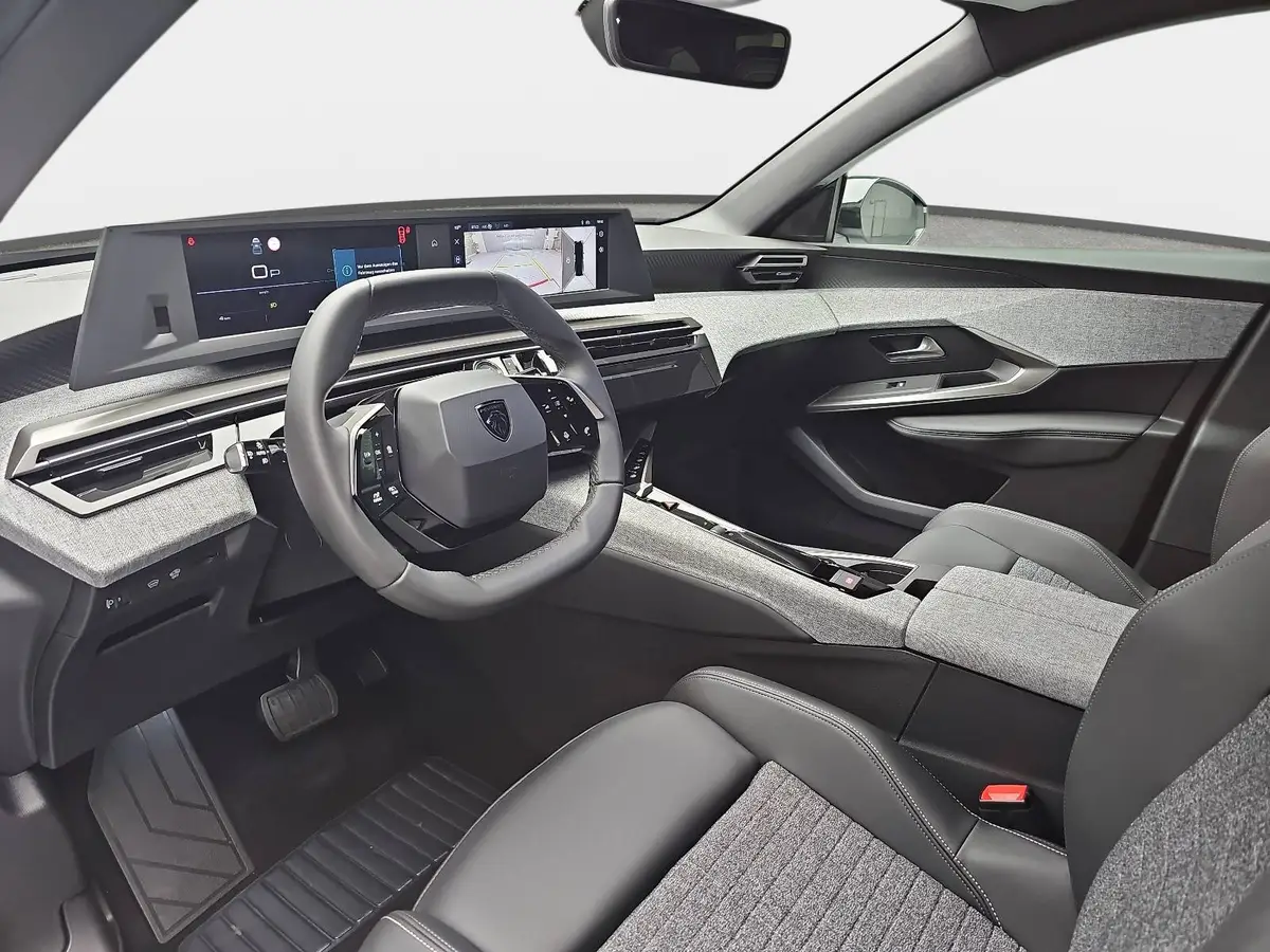 PEUGEOT 5008 1.2 HYBRID 145 E-DSC6 ALLURE KLIMA LED 7-S DAB 360