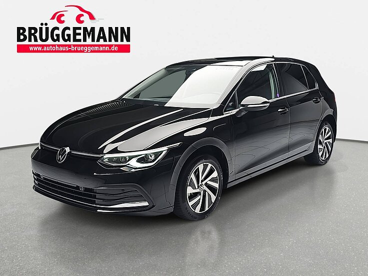 VW GOLF VIII 1.4 EHYBRID DSG STYLE NAVI LED PANO WINTER KA