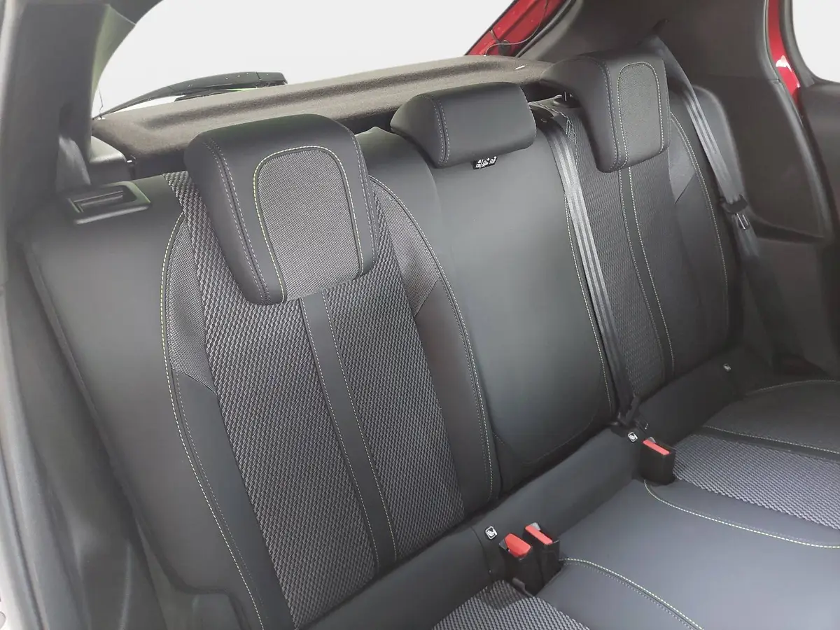 PEUGEOT 208 1.2 HYBRID 110 E-DSC6 GT KLIMA LED MIRROR-SCREEN K