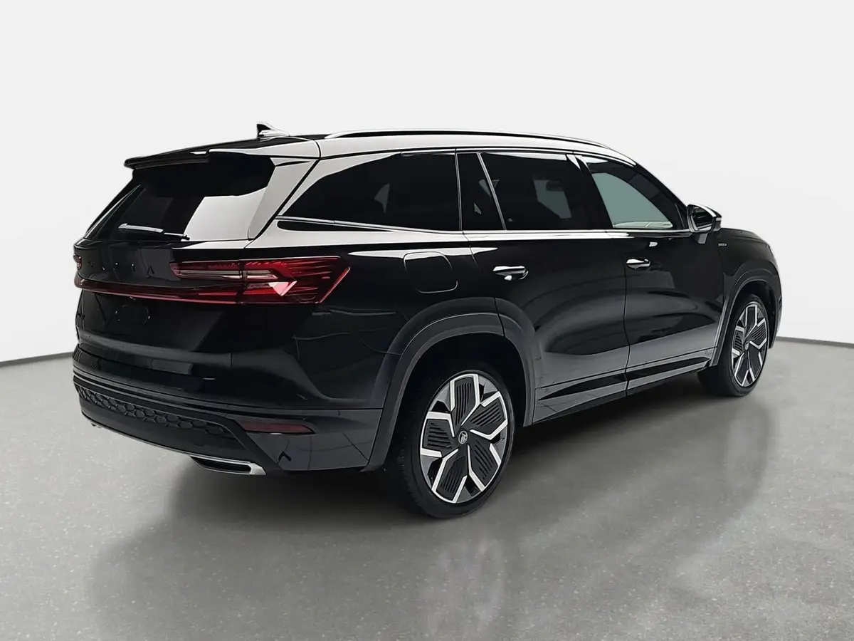 SKODA KODIAQ 1.5 TSI DSG SPORTLINE NAVI LED ACC WINTER 7-S KAME