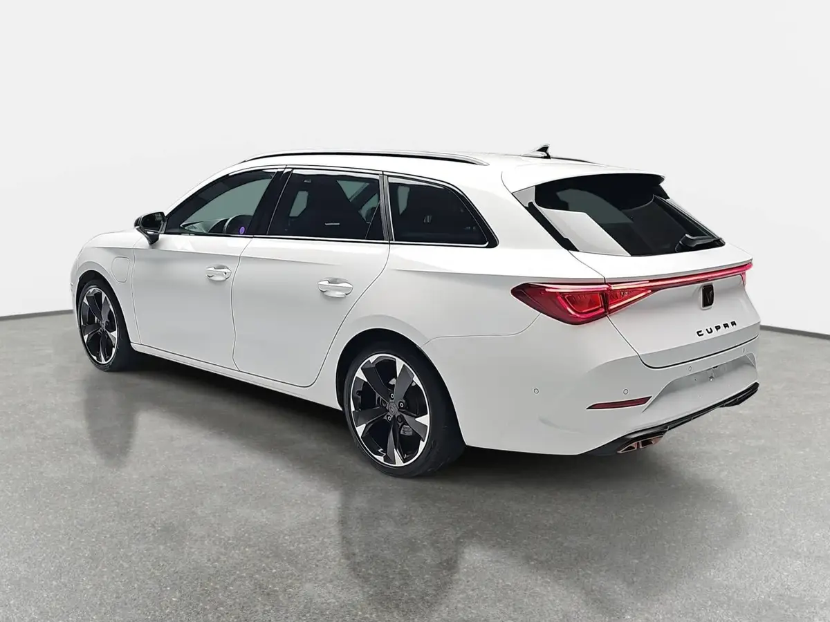 CUPRA LEON ST 1.4 E-HYBRID DSG LED DCC KAMERA