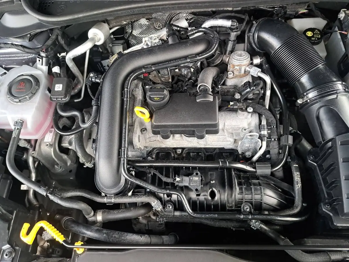 VW TAIGO 1.0 TSI DSG LIFE NAVI LED ACC LM