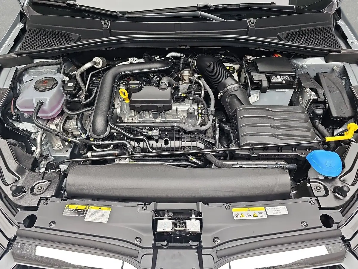 SKODA FABIA 1.0 TSI KLIMAAUTO LED SITZH. KAMERA