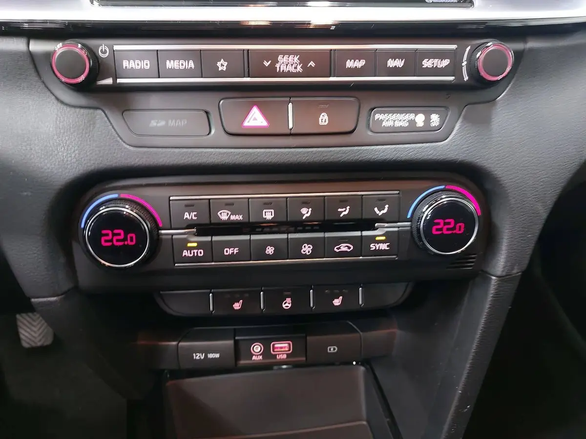 KIA CEED 1.4 T-GDI VISION MJ19 KOMFORT NAVI