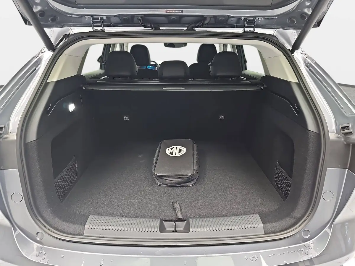 MG HS 1.5 PLUG-IN-HYBRID MY25.5 LUXURY LEDER 360-GRAD-KAMERA 19-ZOLL-LM