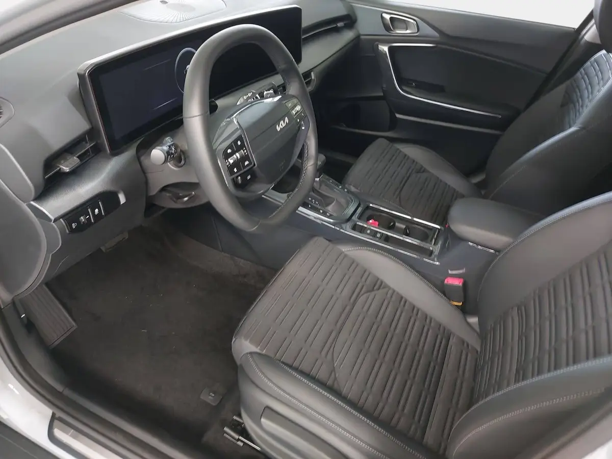 KIA XCEED 1.6 T-GDI 150 DCT SPIRIT MJ27 SOUND