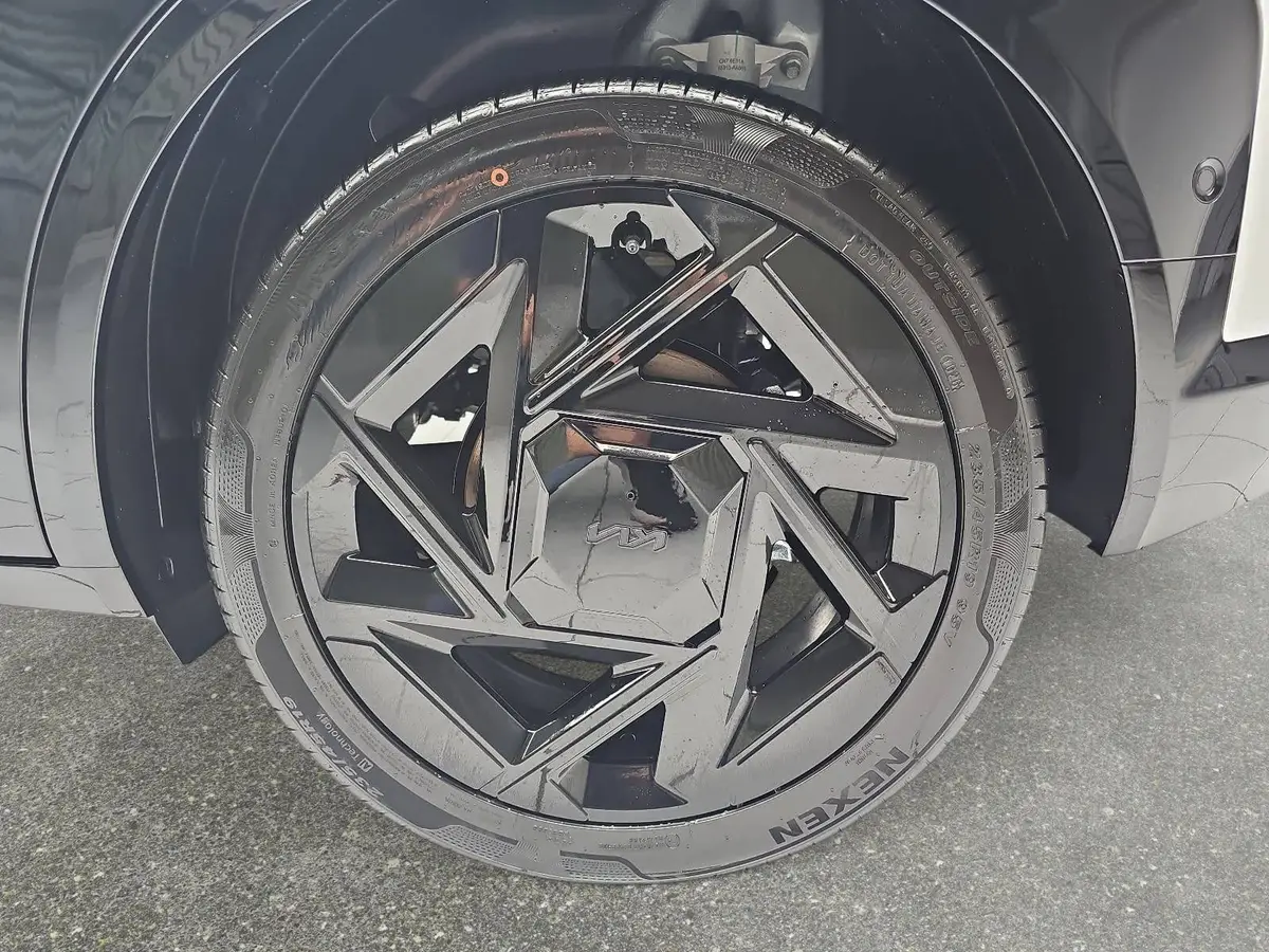 KIA SELTOS 1.6 T-GDI AWD DCT X-LINE MJ27 GLASDACH