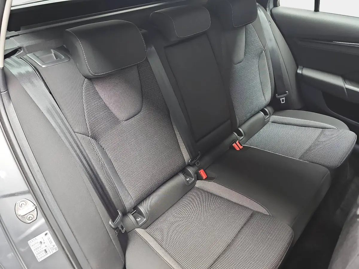 SKODA OCTAVIA COMBI 1.5 TSI DSG SELECTION LED AUDIO WINTER EL.HECKKL. 