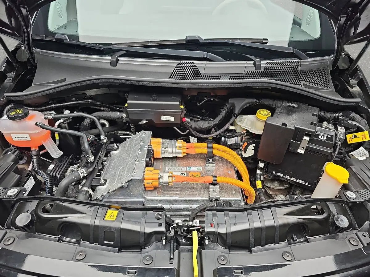 FIAT 500E CABRIO ELEKTRO 42 KWH BY BOCELLI