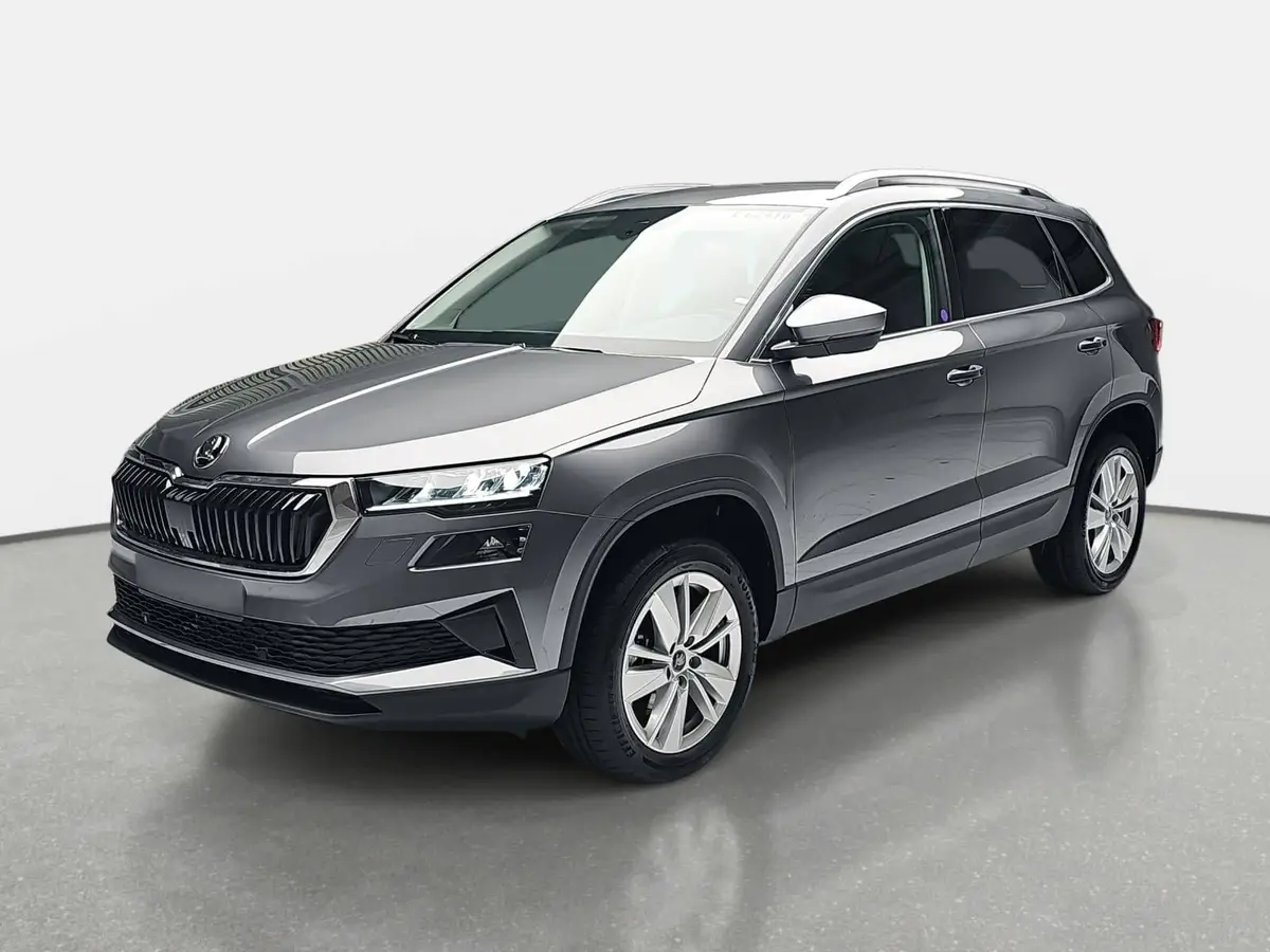 SKODA KAROQ 1.5 TSI DSG SELECTION LED ACC AHK