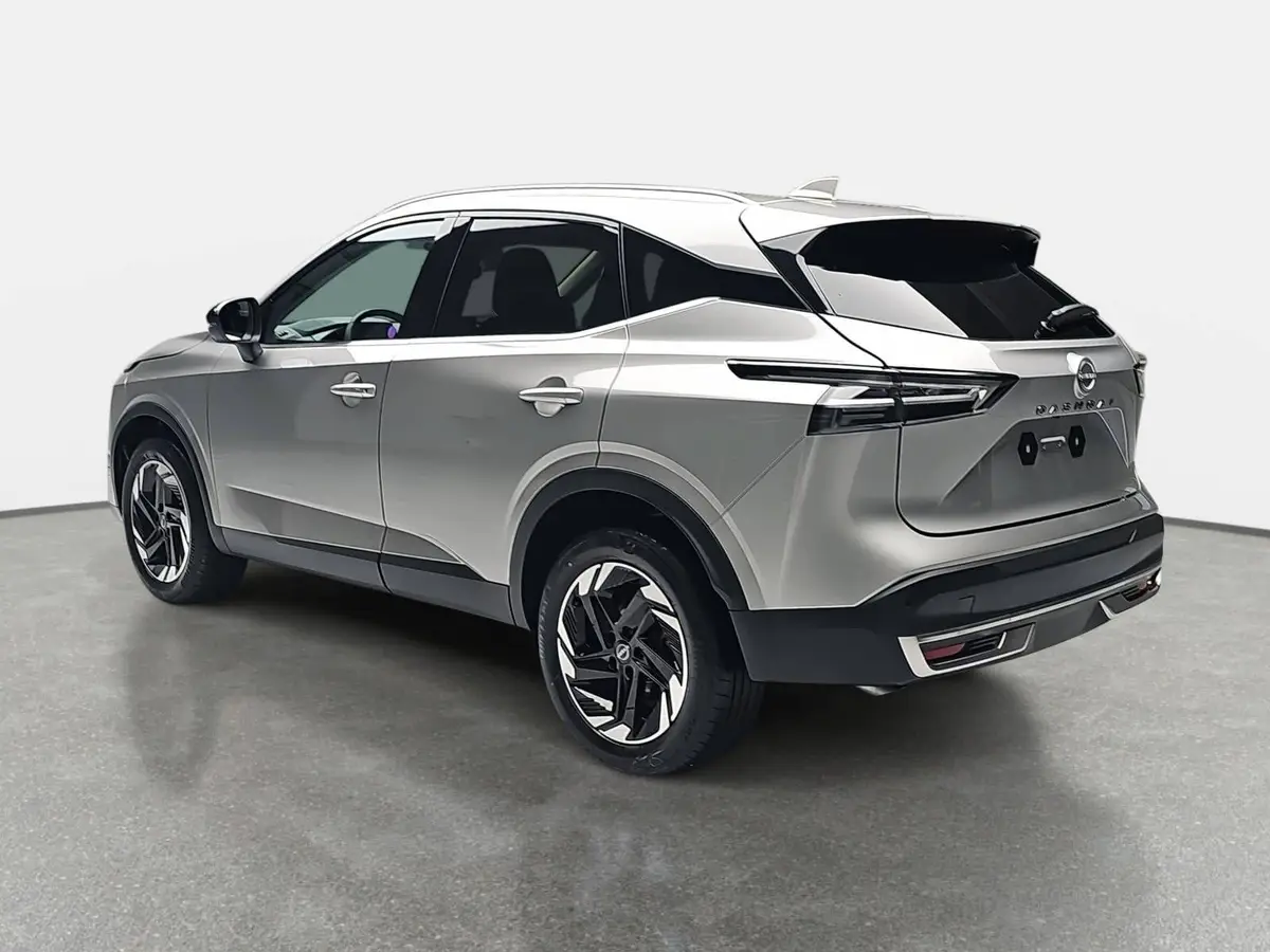 NISSAN QASHQAI 1.3 DIG-T XTRONIC N-CONNECTA PANO WINTER