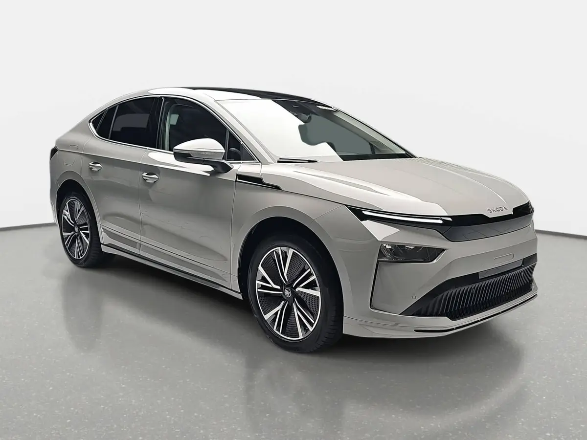 SKODA ENYAQ COUPE 85 SELECTION 82KWH AHK PANO