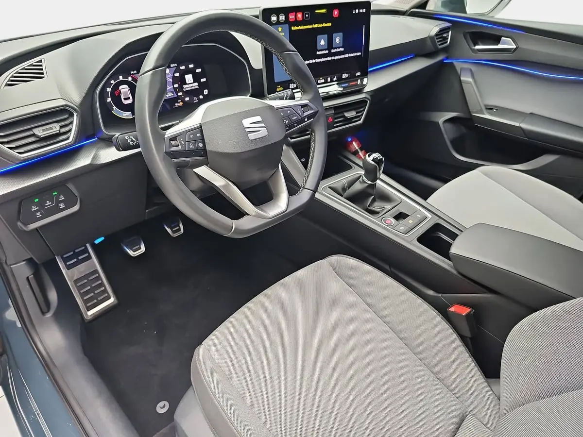 SEAT LEON 1.5 TSI STYLE NAVI LED KAMERA