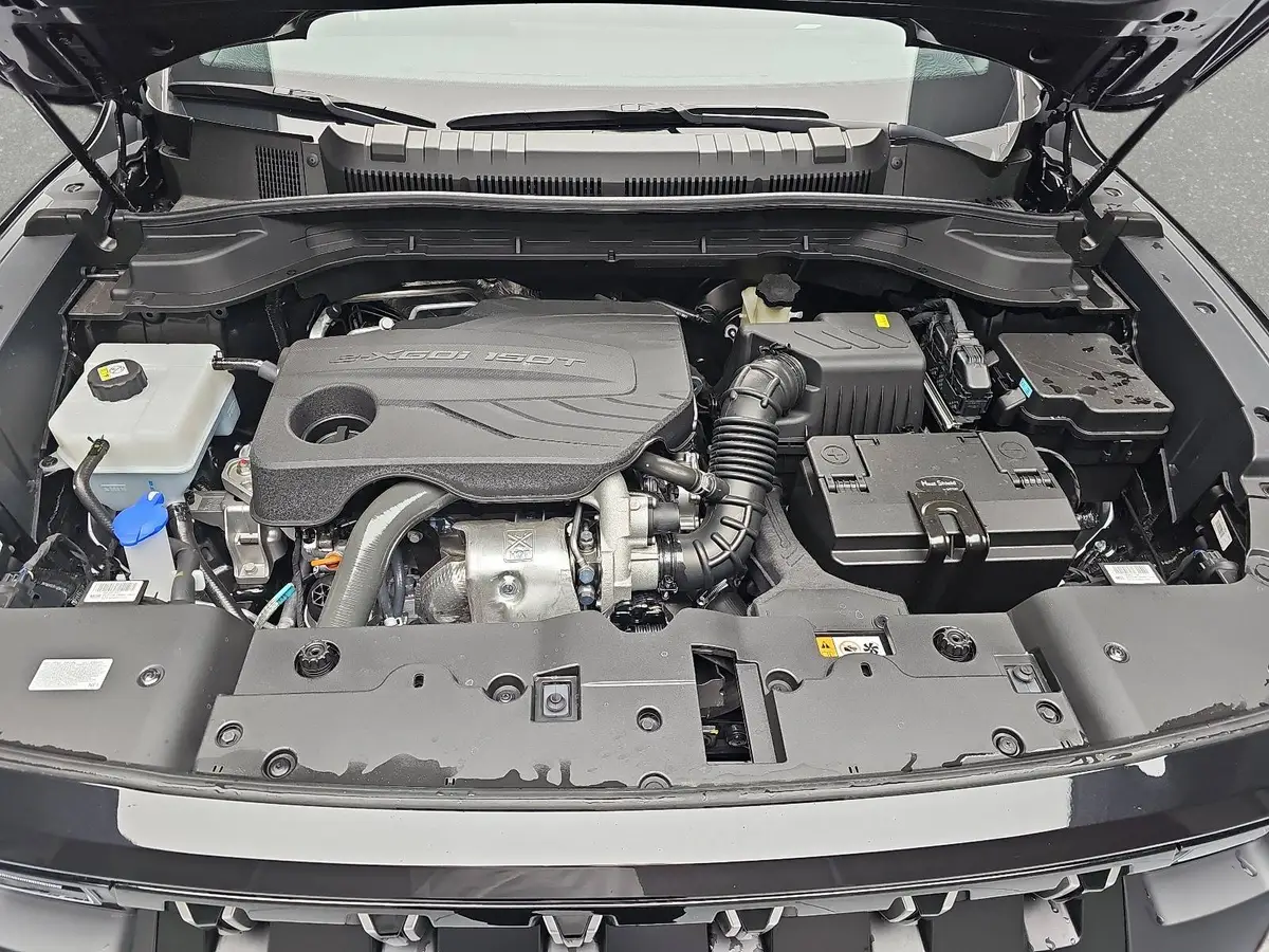 KGM TORRES 1.5 T-GDI 4WD ESSENTIAL AUTOMATIK