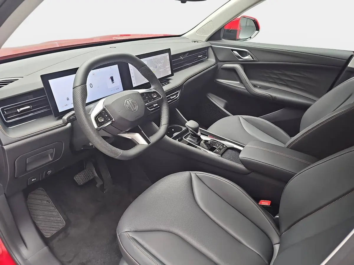MG HS 1.5 HYBRID+ MY25.5 LUXURY LEDER 360-GRAD-KAMERA 19-ZOLL-LM