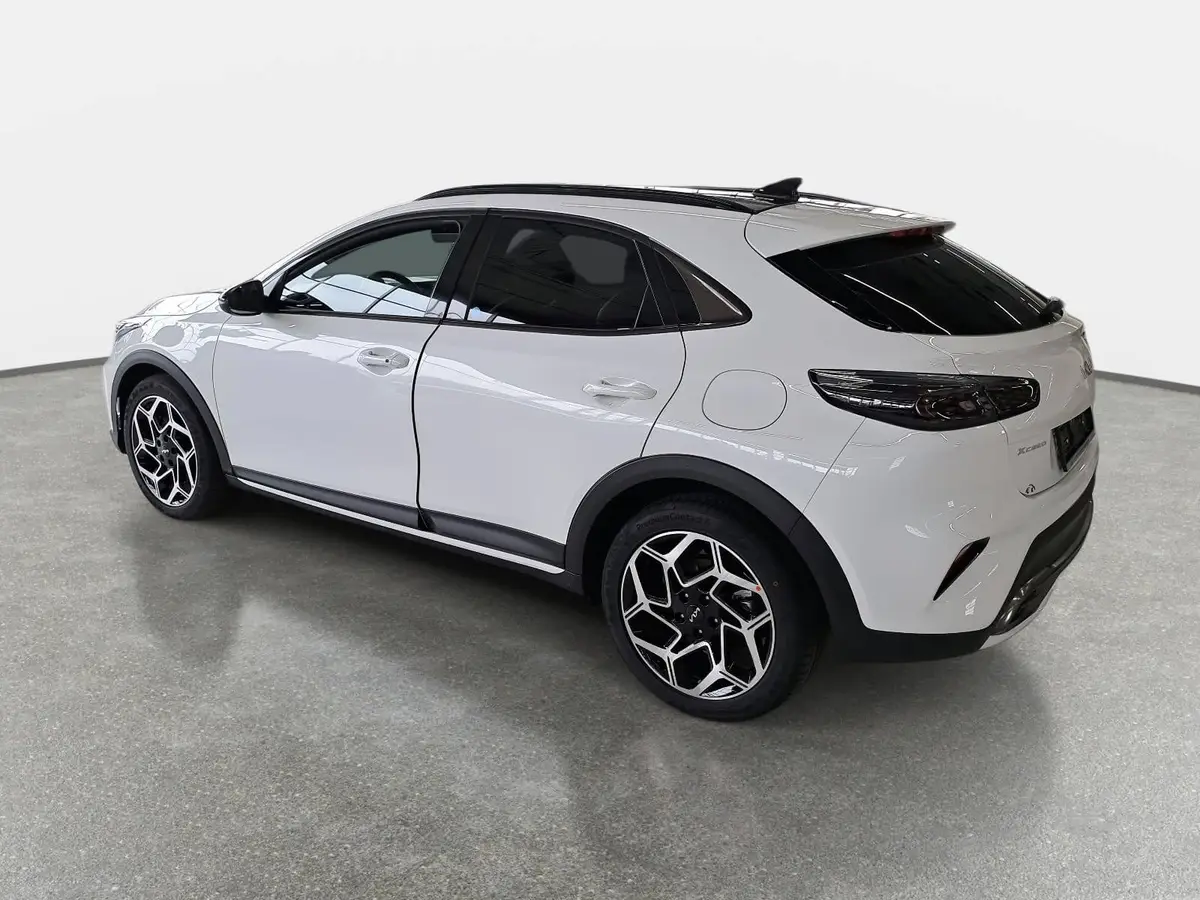 KIA XCEED 1.6 T-GDI 180 DCT GT-LINE MJ26 LEDER GLASDACH