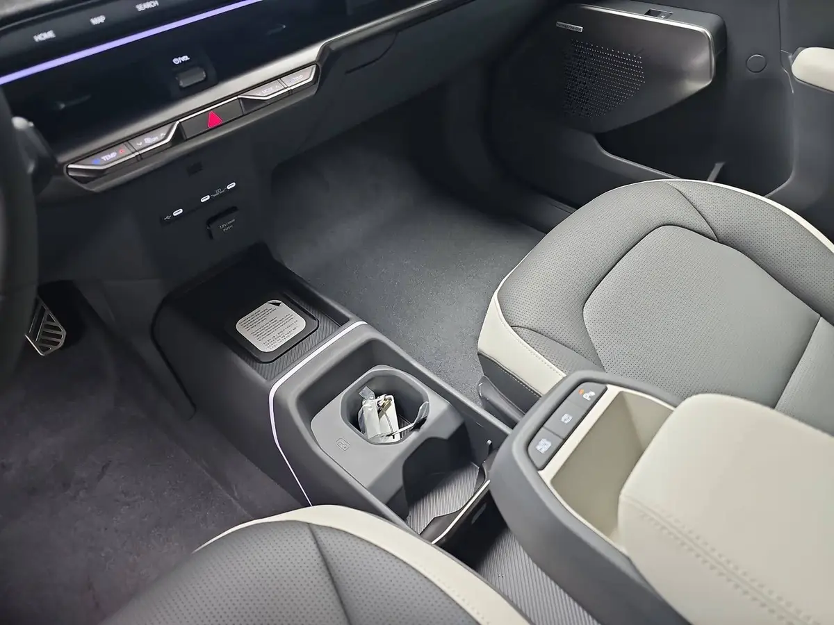 KIA EV2 61.0 KWH GT LINE MJ27 WINTER-CONNECT 22KW-AC TECHN DRIVEWISE-PARK KOM