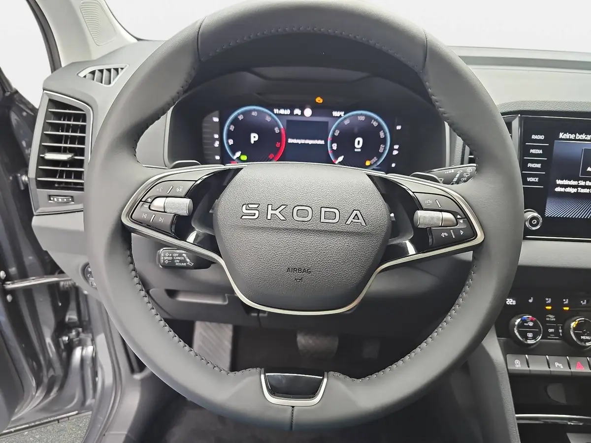 SKODA KAROQ 1.5 TSI DSG SELECTION NAVI LED ACC WINTER KAMERA A