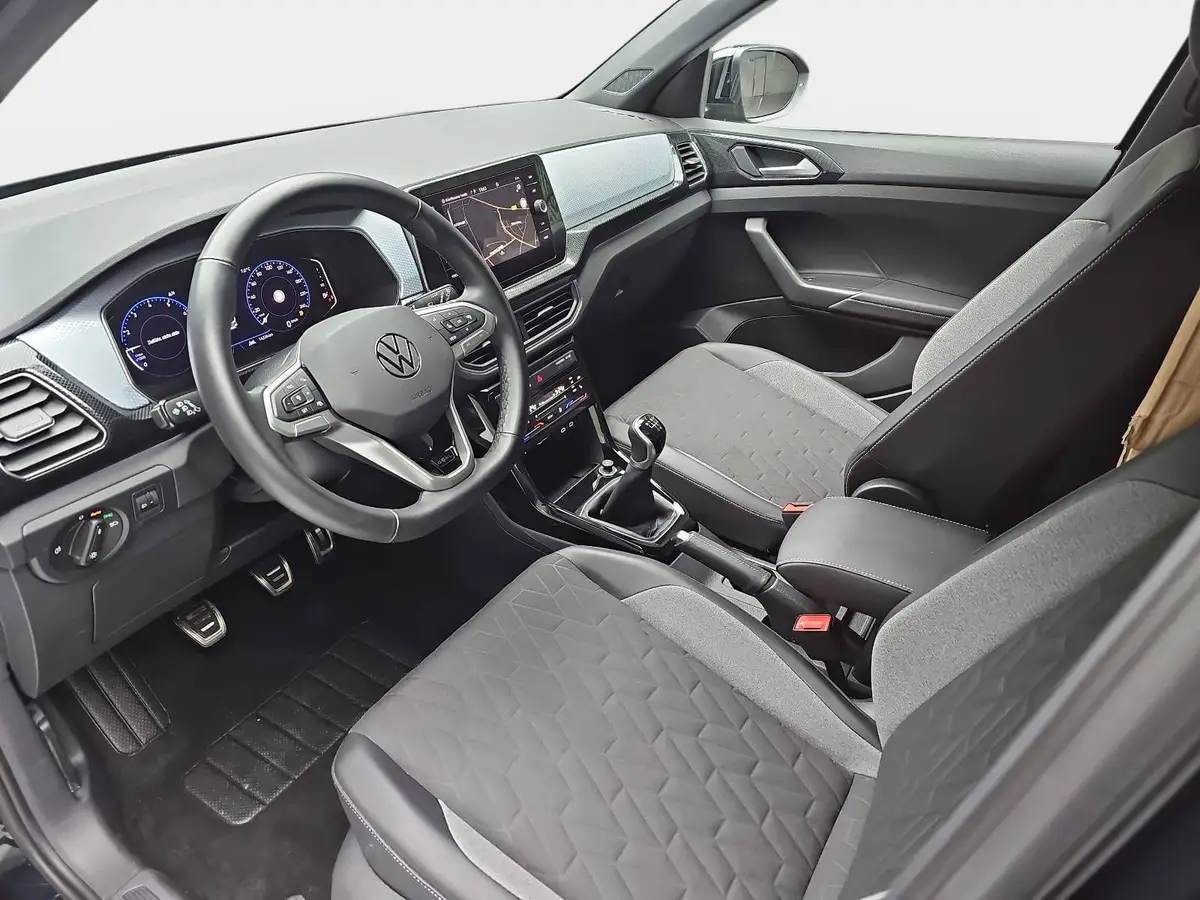 VW T-CROSS 1.0 TSI GOAL NAVI LED KLIMAAUTO ACC P-ASSIST WINTE
