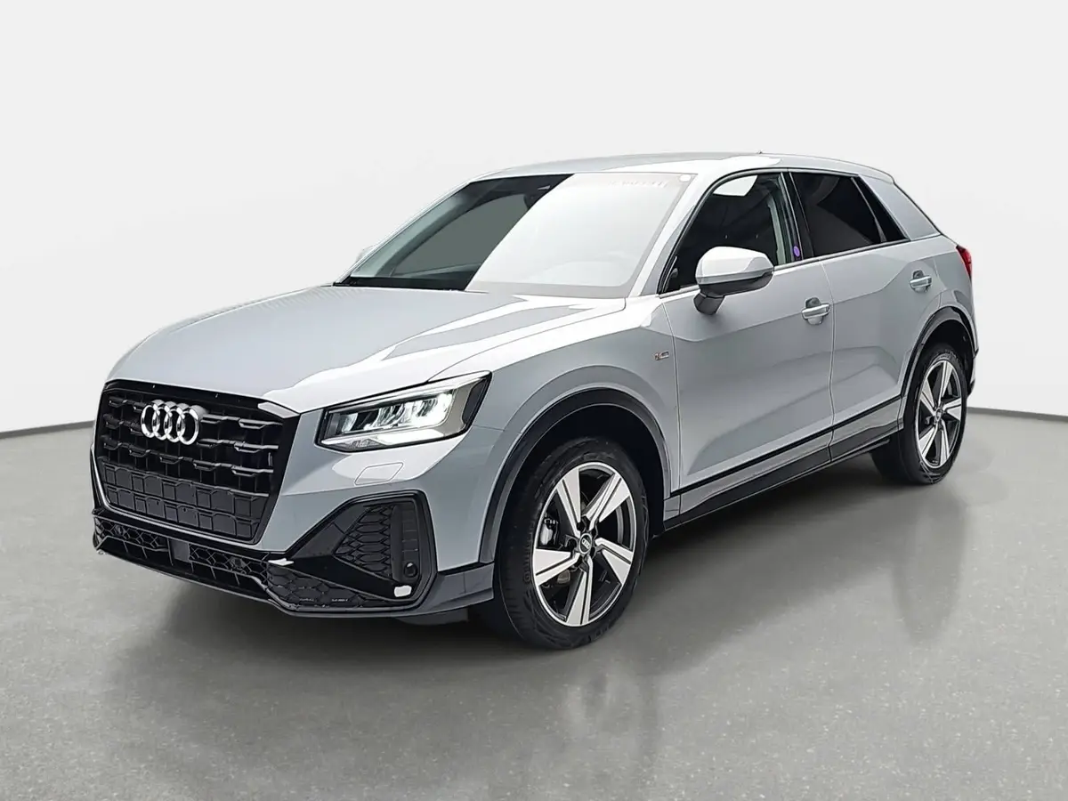 AUDI Q2 35 TFSI S-TRONIC S LINE NAVI LED ACC EL.HECKKL. WI