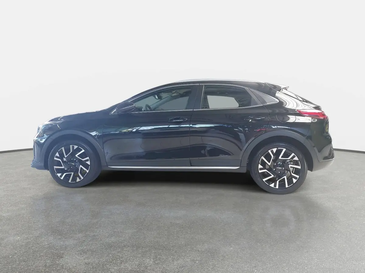 KIA XCEED 1.5 T-GDI DCT7 SPIRIT MJ23 NAVI XCLUSIVE
