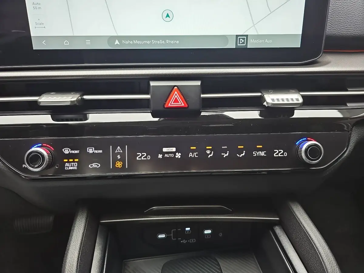 KIA SPORTAGE 1.6 T-GDI 150 2WD DCT SPIRIT MJ26 DRIVEWISE SOUND