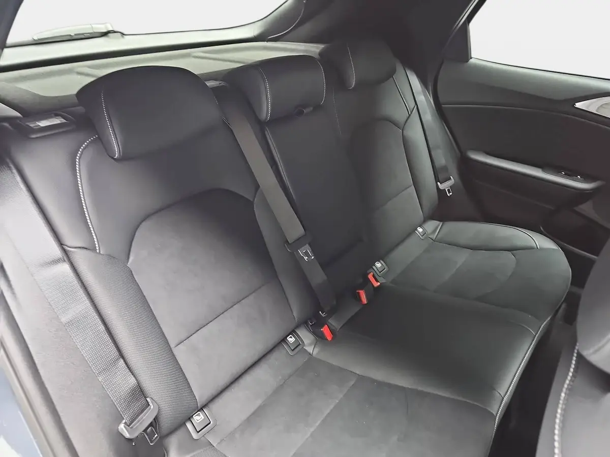 KIA XCEED 1.6 T-GDI 150 DCT GT-LINE MJ26 LEDER GLASDACH