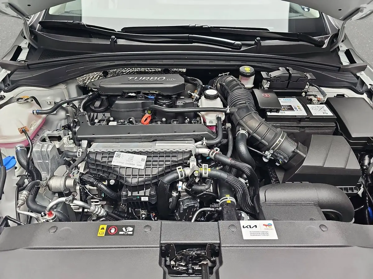 KIA XCEED 1.6 T-GDI 150 DCT SPIRIT MJ27 SOUND