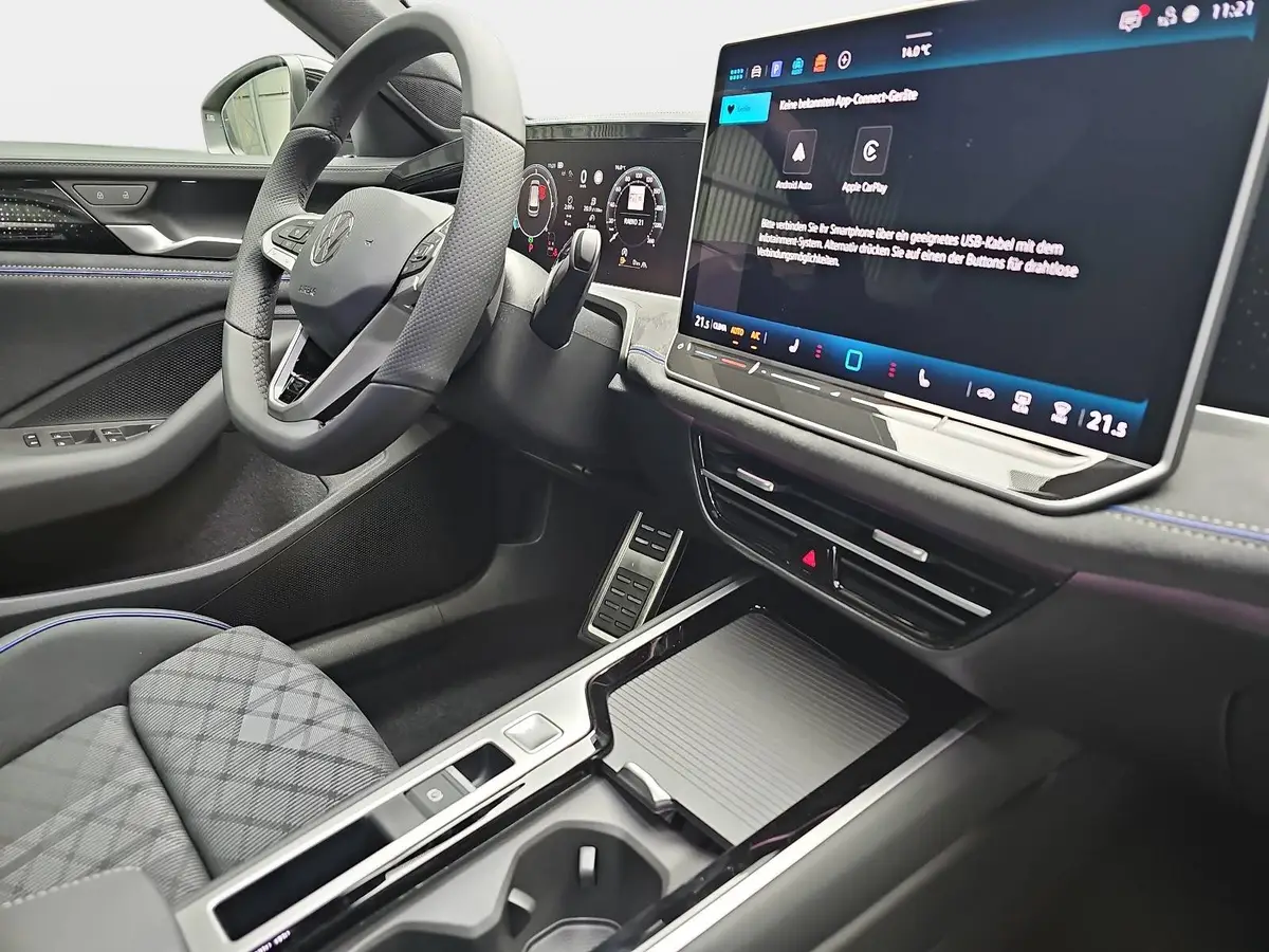 VW PASSAT VARIANT 2.0 TDI DSG R-LINE NAVI LED-MATRIX ACC PANO BLACK 