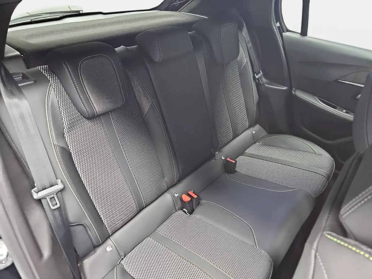 PEUGEOT 208 1.2 HYBRID 110 E-DSC6 GT KLIMA LED MIRROR-SCREEN K