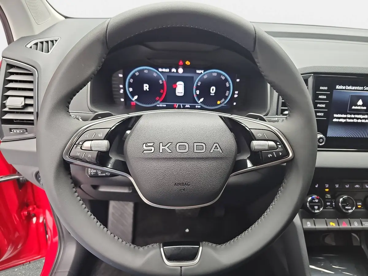 SKODA KAROQ 1.5 TSI DSG SELECTION NAVI LED ACC WINTER KAMERA A