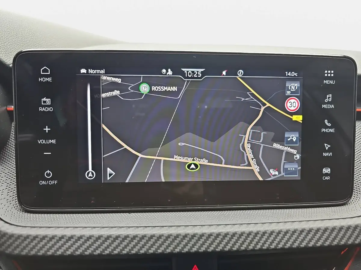 SKODA KAMIQ 1.5 TSI DSG MONTE CARLO NAVI MATRIX-LED PANO WINTE