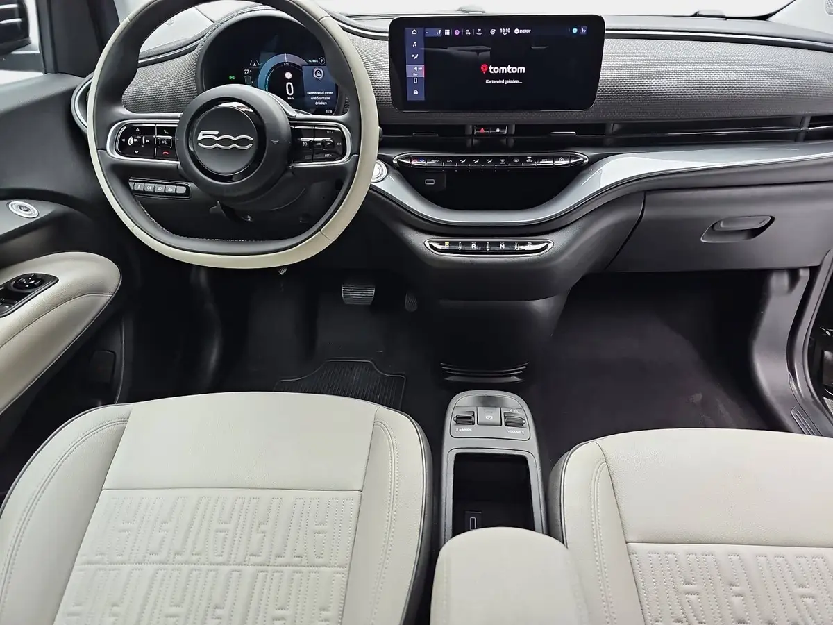 FIAT 500E CABRIO ELEKTRO 42 KWH BY BOCELLI