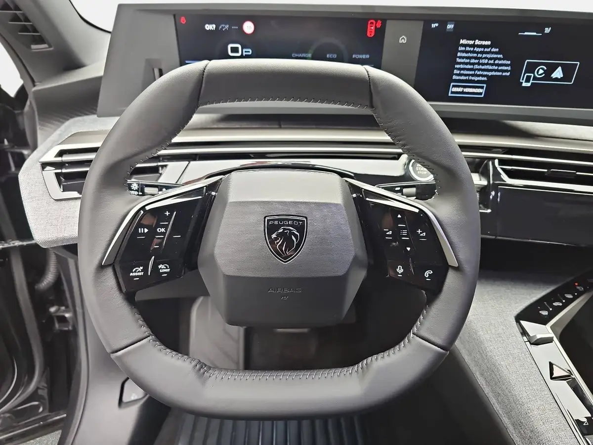 PEUGEOT 3008 1.2 HYBRID 145 E-DSC6 ALLURE LED DAB WINTER AHK LM