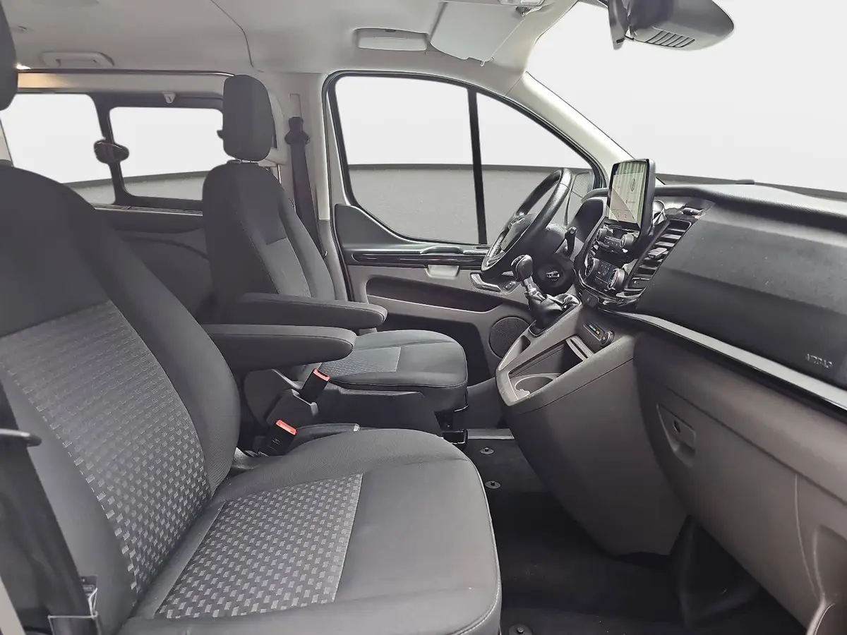FORD TOURNEO CUSTOM KOMBI 2.0 TDCI KLIMA AUDIO 8-SITZE P-ASSIST KAMERA AHK 
