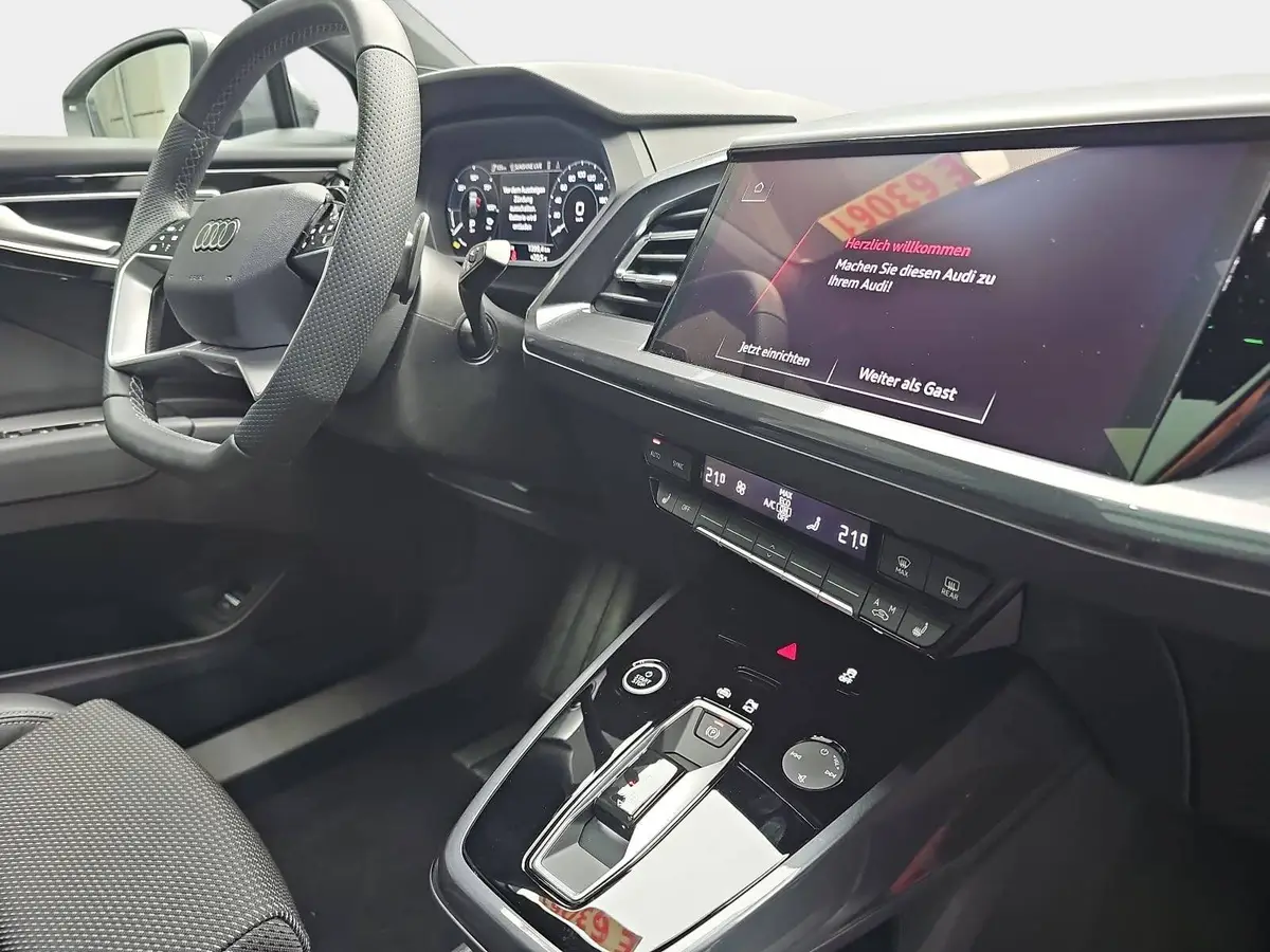 AUDI Q4 E-TRON 45 S-LINE NAVI LED-MATRIX KAMERA