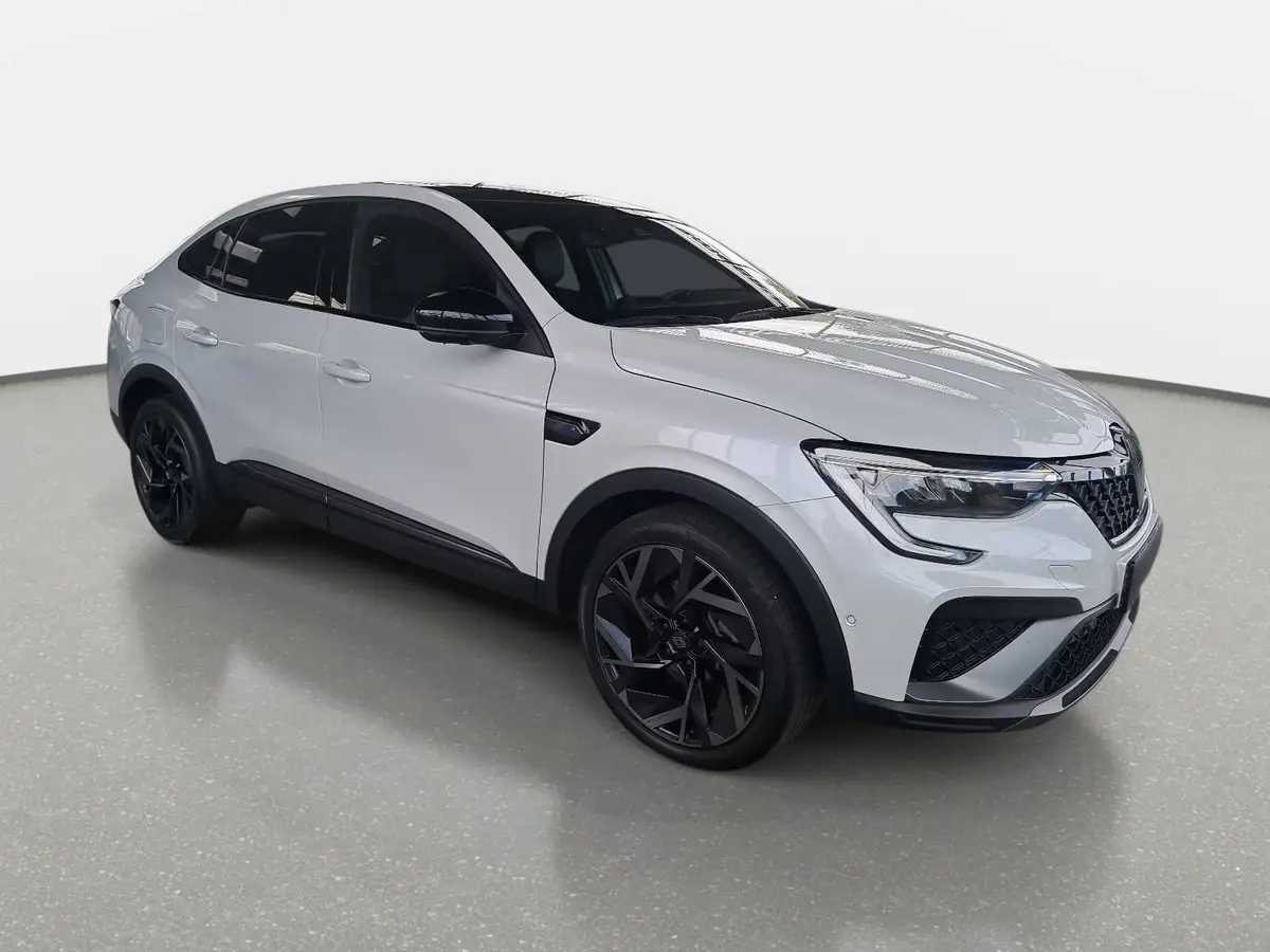RENAULT ARKANA 1.6 E-TECH AUTO. HYBRID ESPRIT ALPINE PANO LED