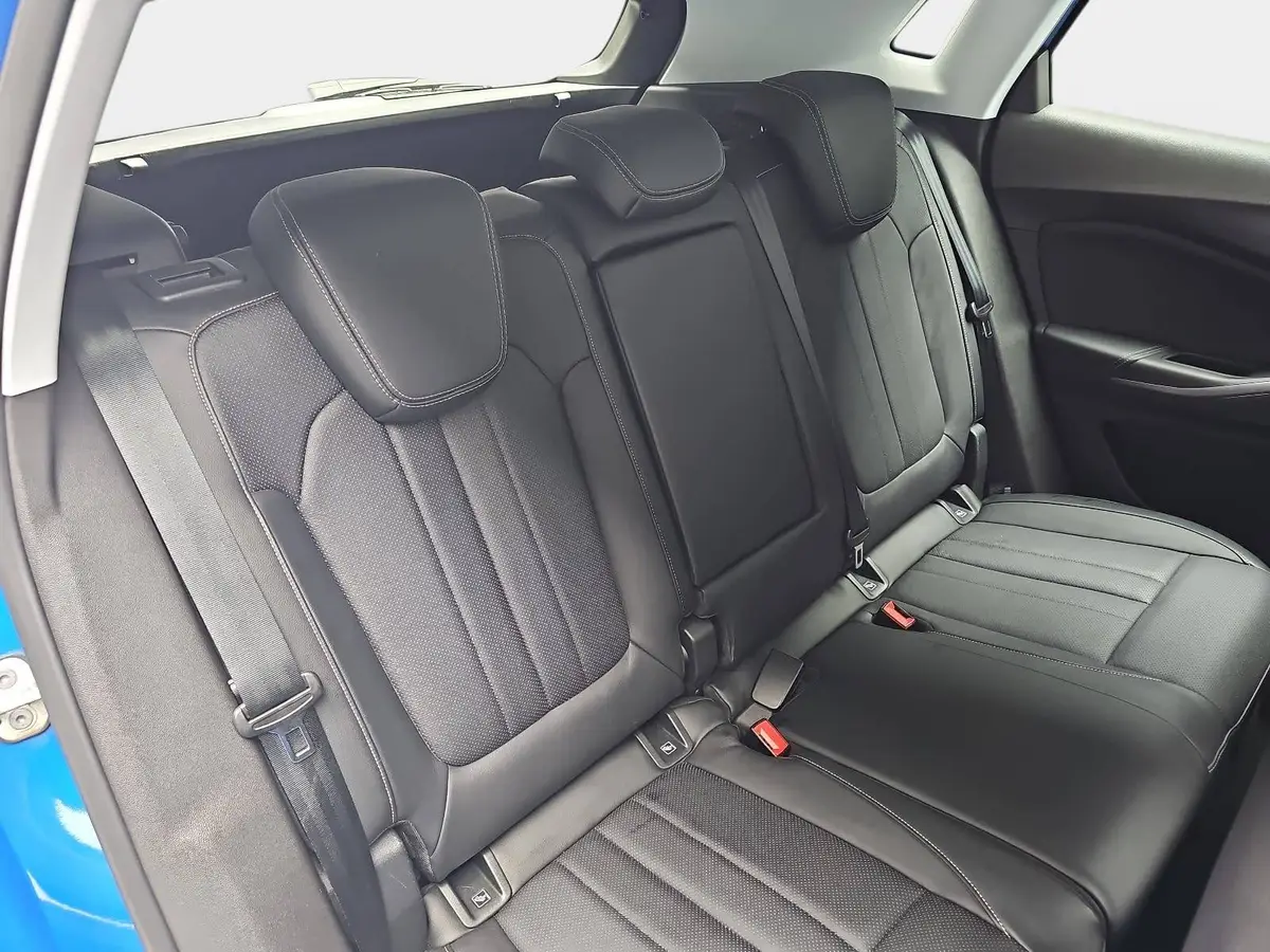 OPEL GRANDLAND X 1.2 TURBO BUSINESS INNOVATION