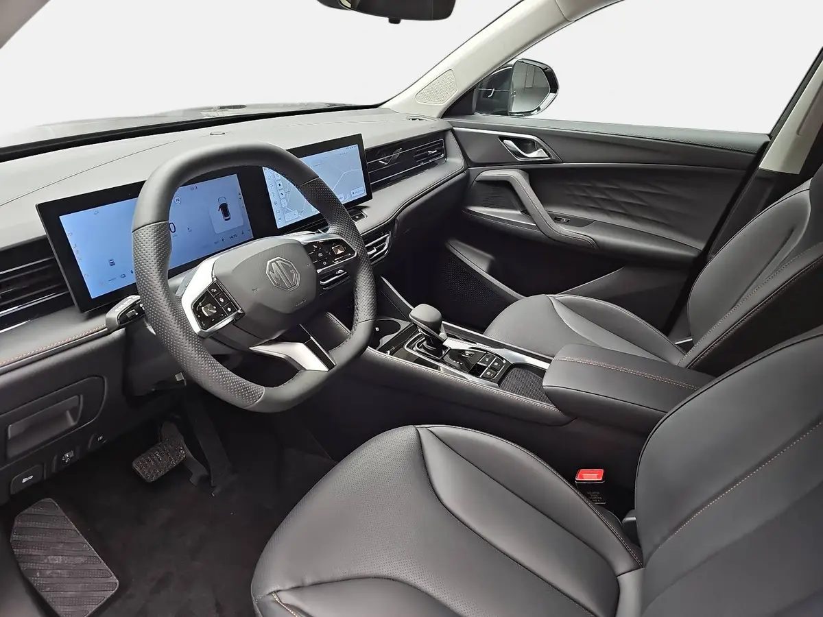 MG HS 1.5 PLUG-IN-HYBRID LUXURY LEDER 360-GRAD-KAMERA 19-ZOLL-LM