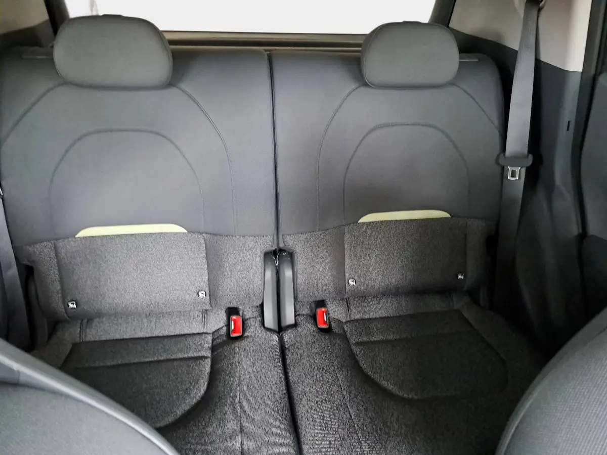 KIA EV2 61.0 KWH EARTH MJ27 4SITZE WINTER-CONNECT TECHN DRIVEWISE-PARK DESIGN