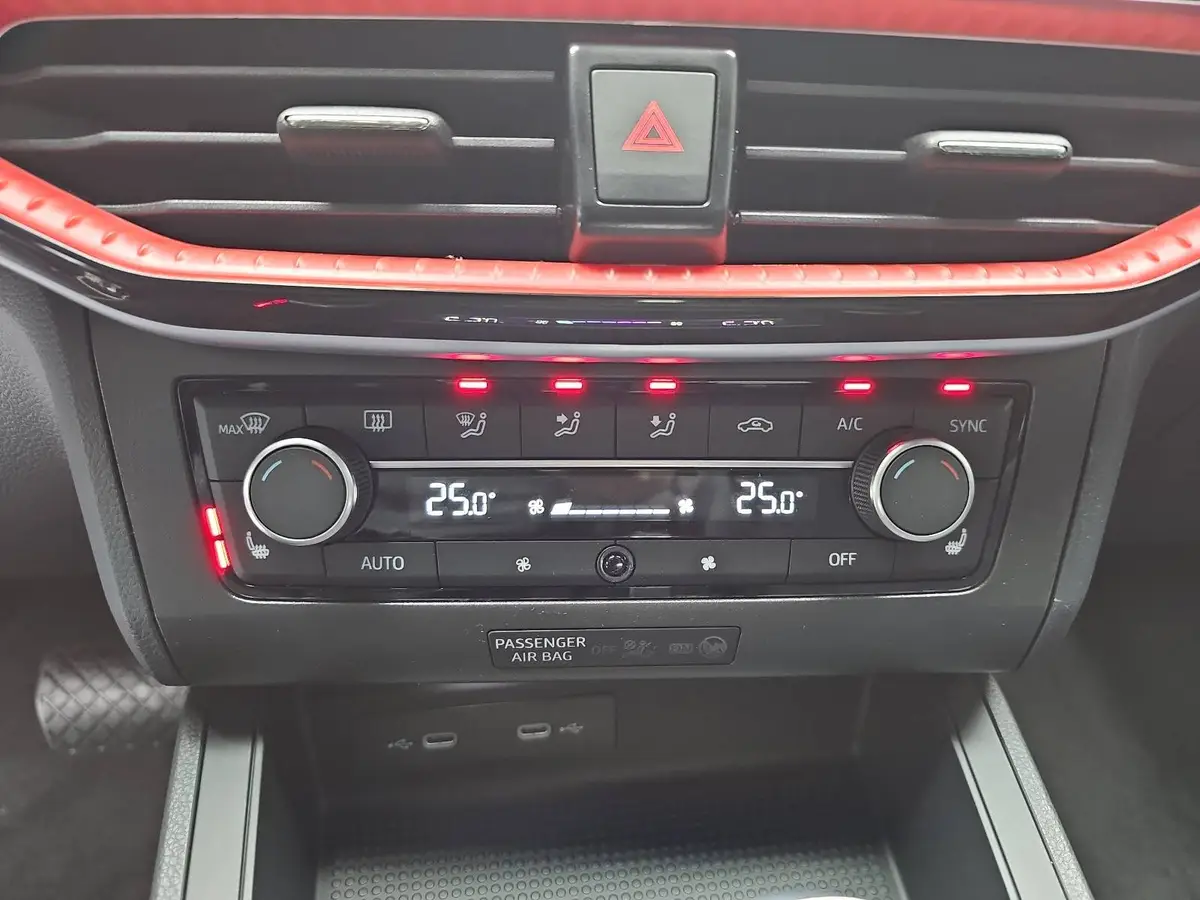 SEAT IBIZA 1.0 TSI DSG FR LED DAB KLIMAAUTO WINTER SICHT KAME