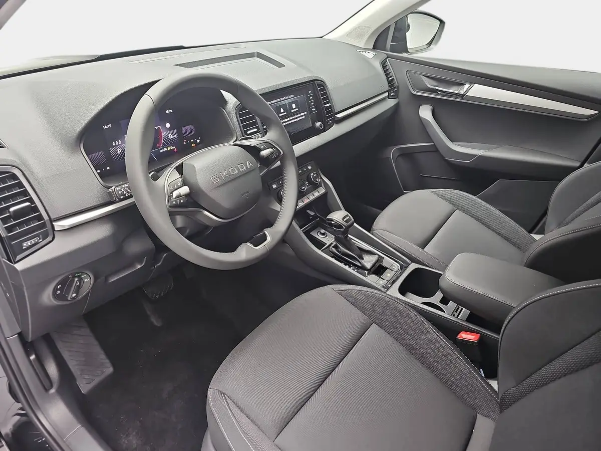 SKODA KAROQ 1.5 TSI DSG SELECTION GRA AHK WINTER