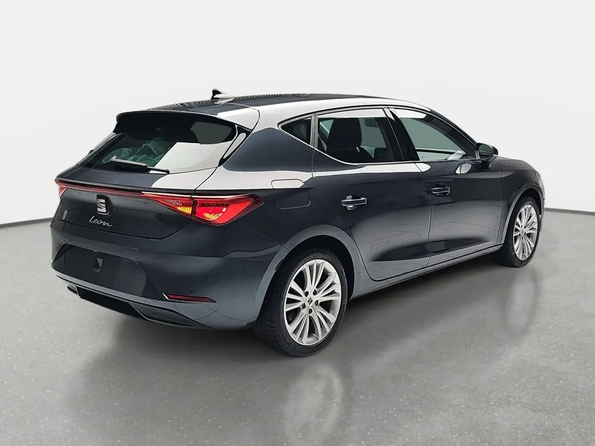 SEAT LEON 1.5 ETSI DSG STYLE NAVI LED KAMERA LM