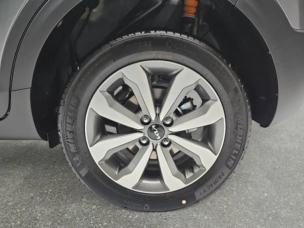 KIA STONIC 1.0 T-GDI 100 VISION LED SITZH. NAVI